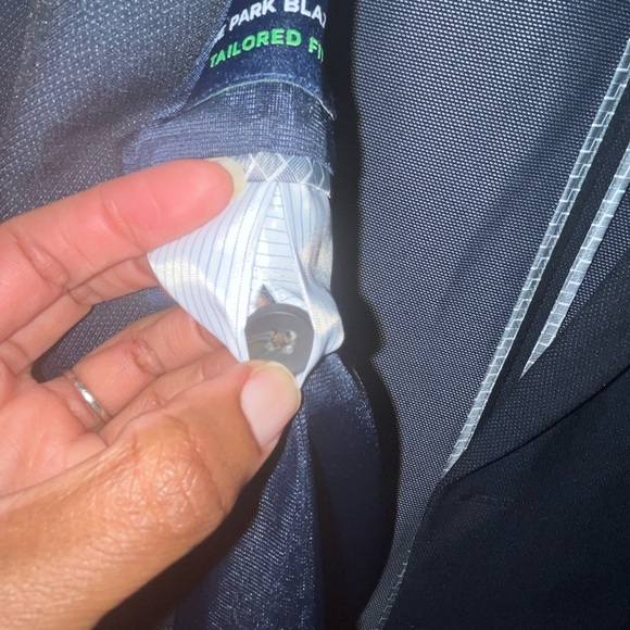 Haggar LIKE NEW H26 Men’s “The Park Blazer” Tailored Fit a Navy - Medium - Picture 9 of 14